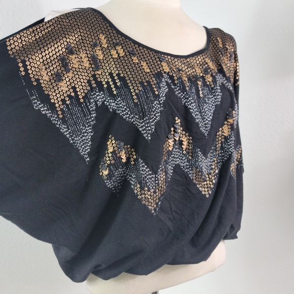 MISS ME INCREDIBLE EMBELLISHED SEQUINS TOP SZ Med. - Picture 13 of 16